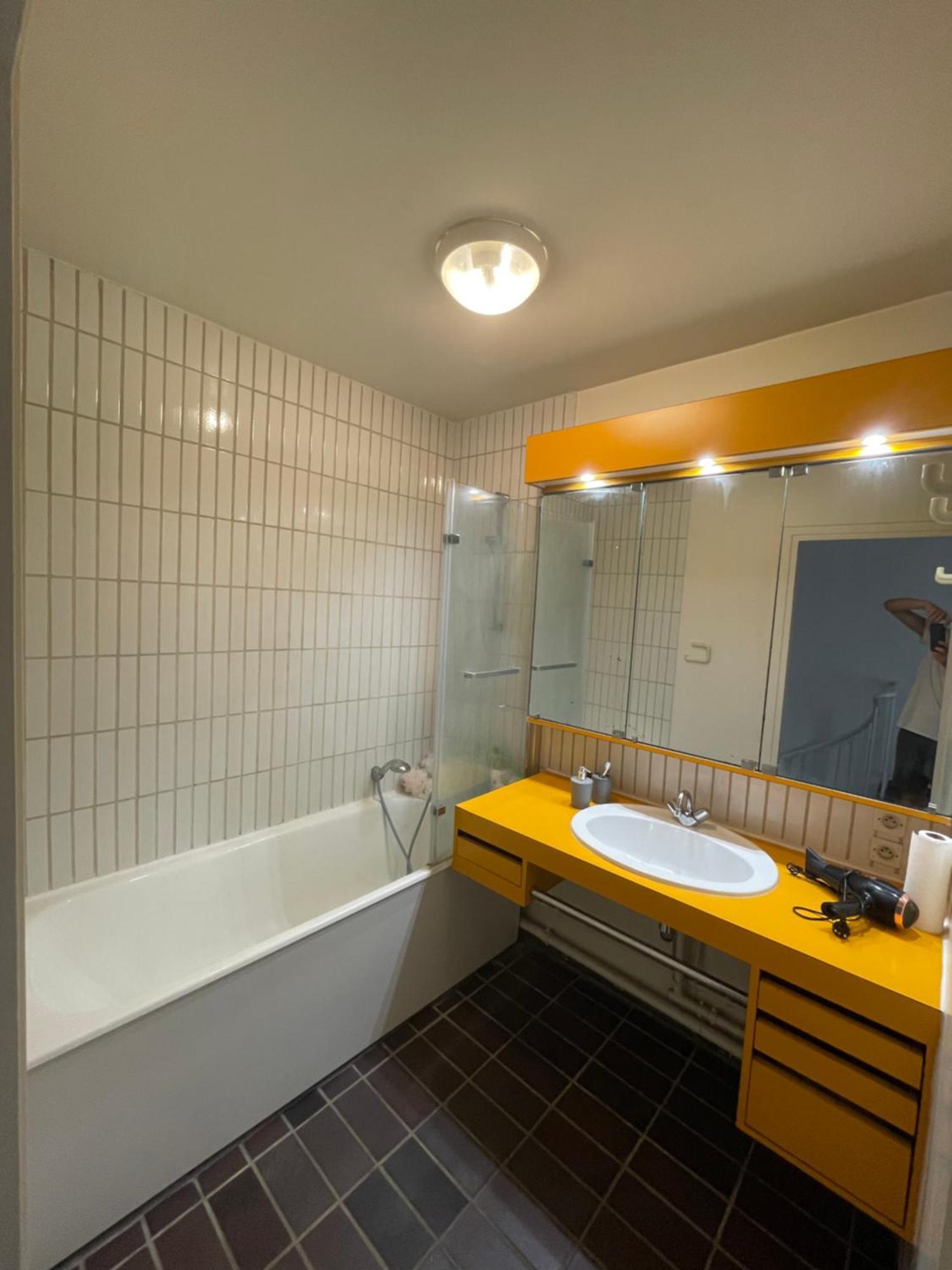 Etage D'Un Duplex Au 17Eme Arr De Paris , Vue Sur Le Defense, A 10Min Des Champs Elysee Leilighet Eksteriør bilde